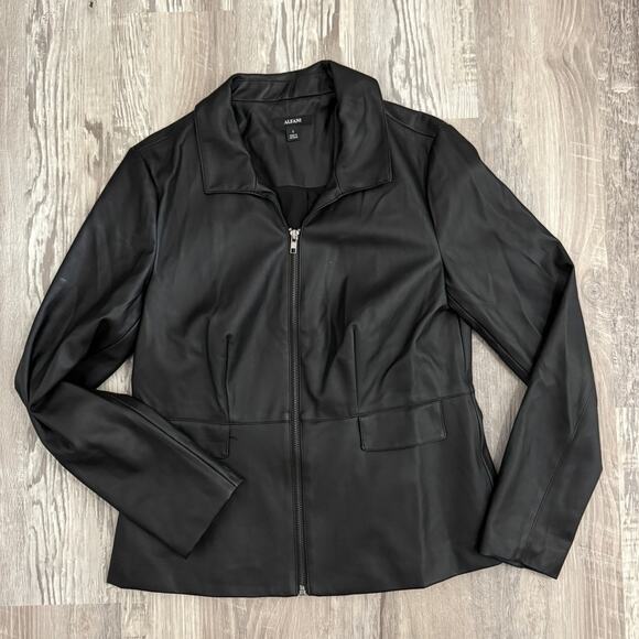 Alfani Women’s Black Faux Leather Zip Front Jacket Size Small Sleek Moto Style - Picture 1 of 12